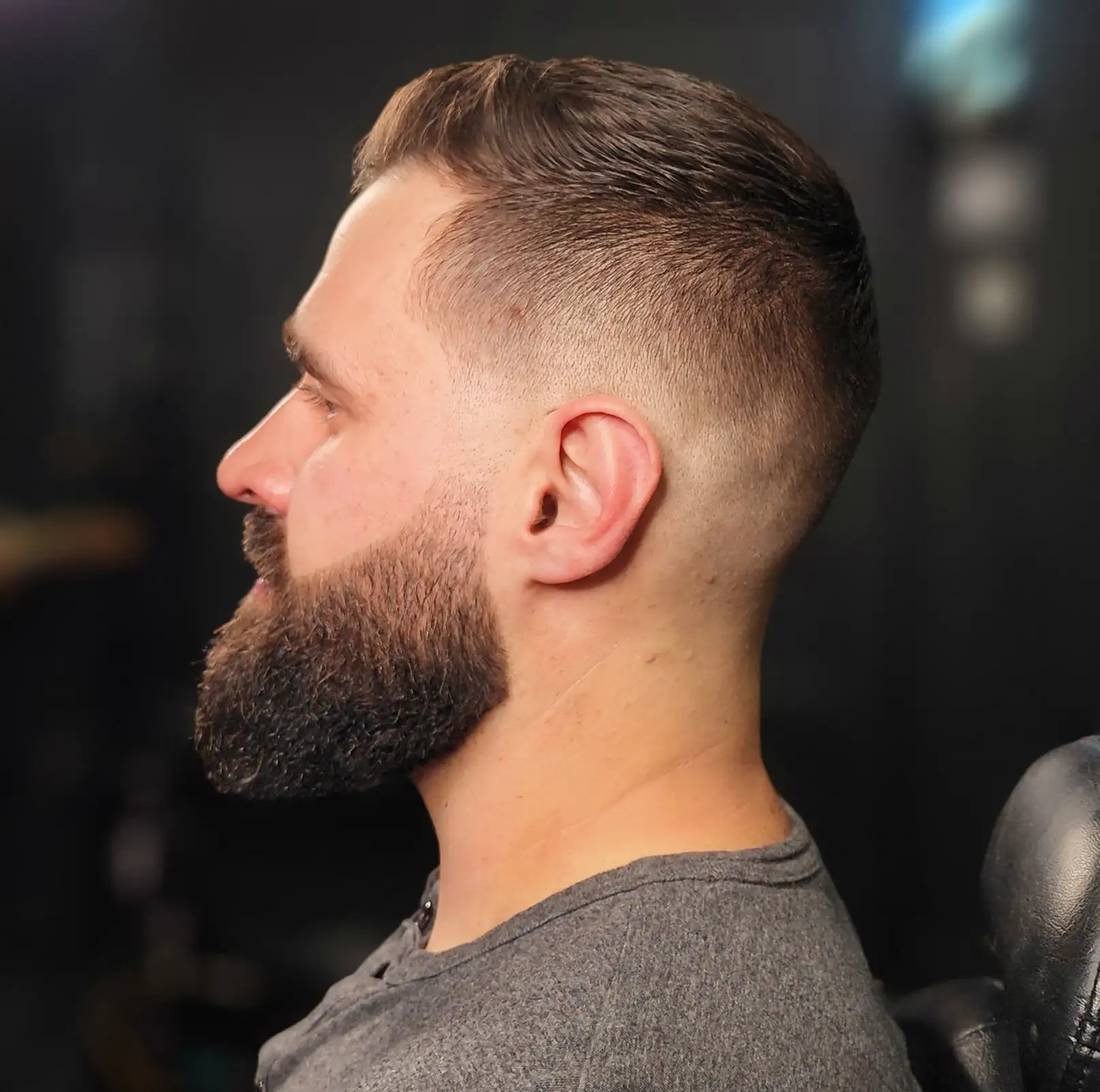 Coupe de cheveux et barbe